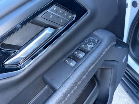 Certified 2025 GMC Yukon XL Denali image 14