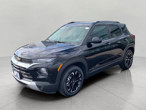 Used 2023 Chevrolet TrailBlazer LT w/ Convenience Package AWD/4WD image 4