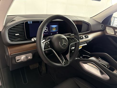 New 2026 Mercedes-Benz GLE 450 4MATIC image 4