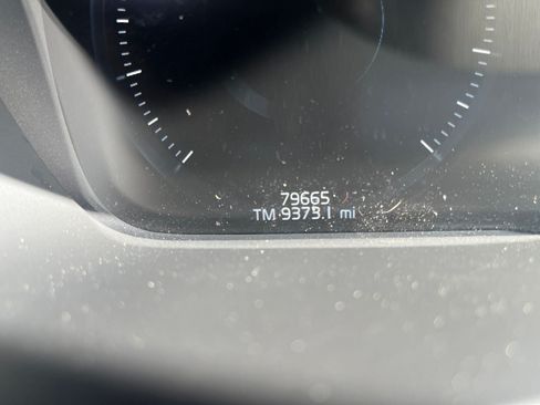 Used 2020 Volvo XC90 T5 Momentum w/ Protection Package Premier FWD image 7