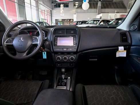 Used 2024 Mitsubishi Outlander Sport AWD image 30