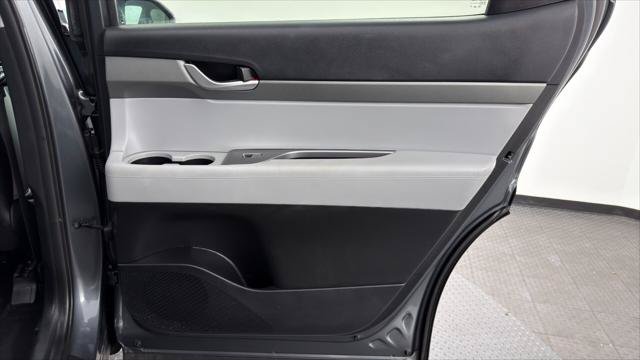 Used 2025 Hyundai Palisade SEL FWD image 22