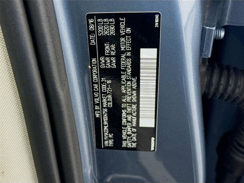 Used 2017 Volvo S90 T6 Inscription w/ Vision Package image 9