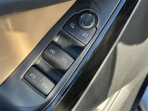 New 2026 Chevrolet Equinox ACTIV w/ Convenience Package III image 9