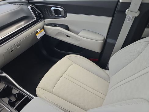 New 2026 Kia Sorento S FWD image 15