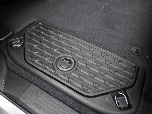 Used 2025 RAM 1500 Laramie image 33