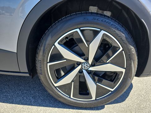 New 2026 Volkswagen ID.4 Pro S image 30