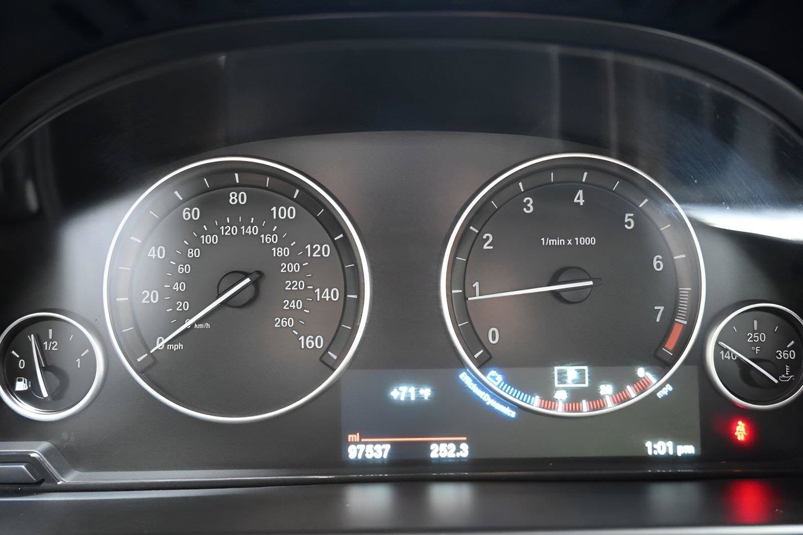 Used 2015 BMW X5 xDrive50i AWD/4WD image 31