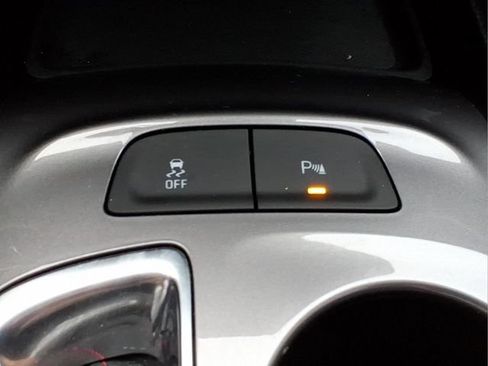 Used 2024 Chevrolet Malibu RS FWD image 22