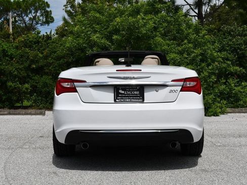 Used 2012 Chrysler 200 Limited FWD image 37