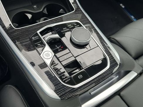 New 2026 BMW X5 xDrive40i image 17