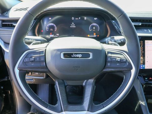 New 2026 Jeep Grand Cherokee Limited AWD/4WD image 29