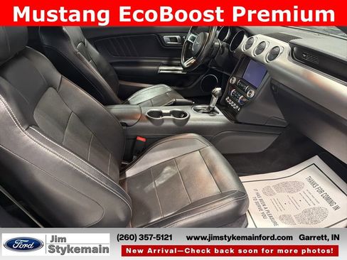 Used 2020 Ford Mustang Premium RWD image 27
