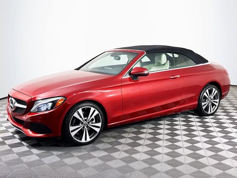 Used 2017 Mercedes-Benz C 300 4MATIC Cabriolet image 4