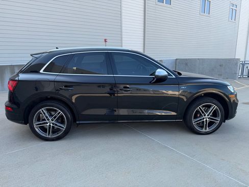Used 2018 Audi SQ5 Premium Plus w/ Navigation Package AWD/4WD image 2