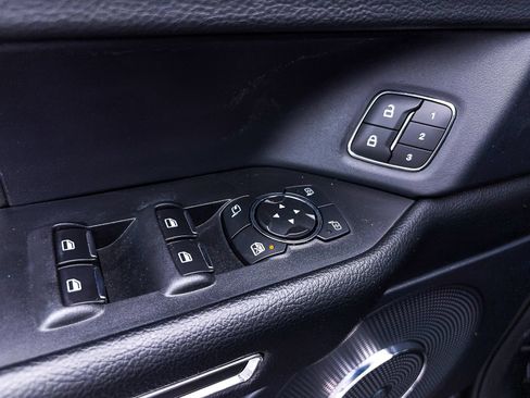 Used 2021 Ford Expedition Limited RWD image 14
