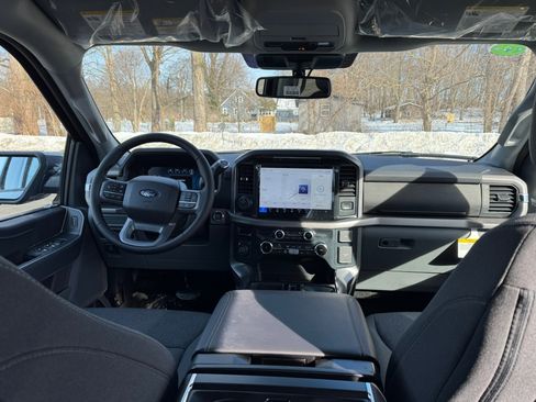 New 2025 Ford F150 XLT w/ Equipment Group 302A MID image 35