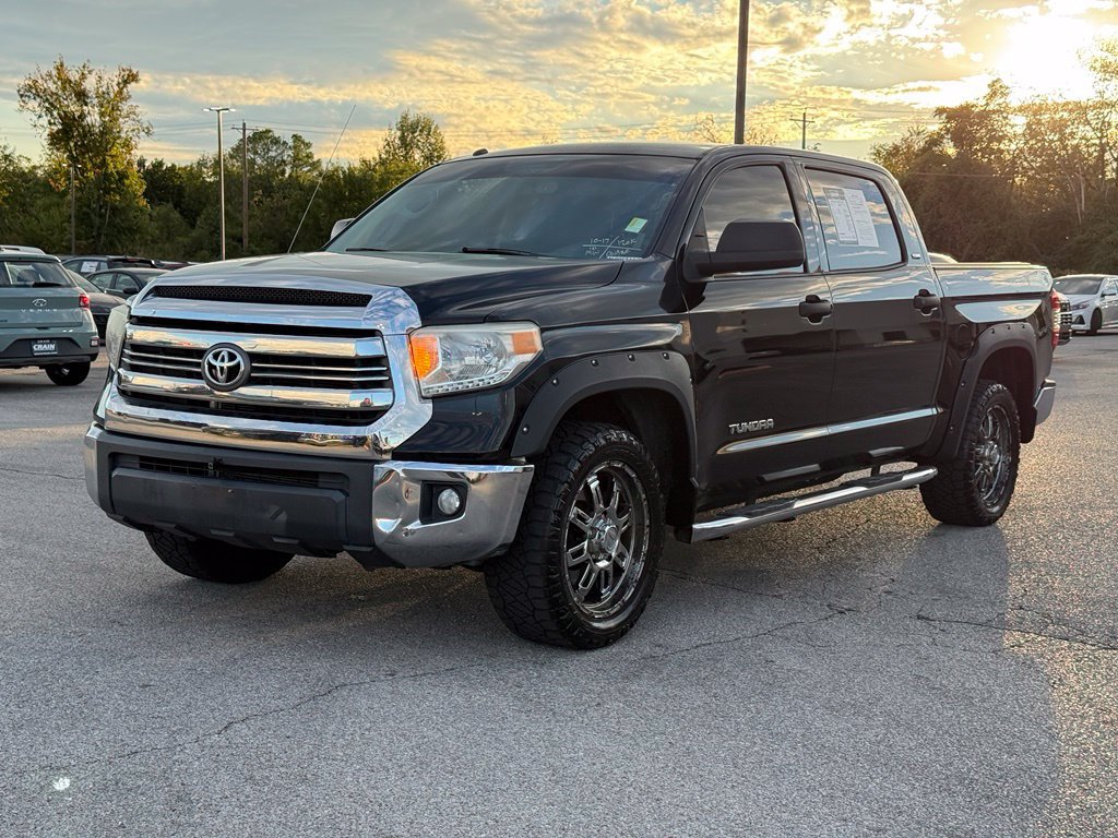 Used 2015 Toyota Tundra SR5 w/ SR5 Upgrade Package RWD image 3