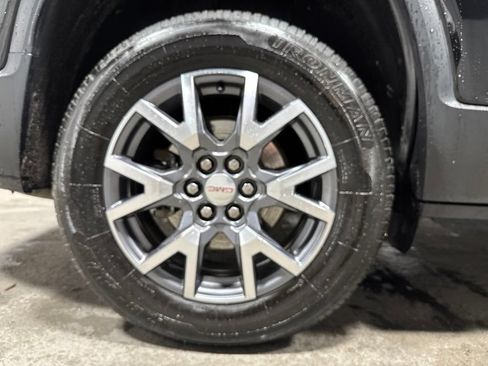 Used 2023 GMC Acadia SLT AWD/4WD image 38