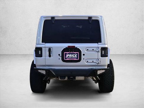 Used 2022 Jeep Wrangler Unlimited Rubicon w/ Xtreme Recon 35" Tire Package image 7