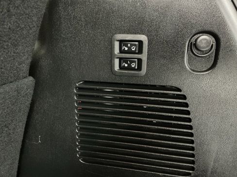 Used 2024 Nissan Armada Platinum w/ Captain's Chairs Package image 33