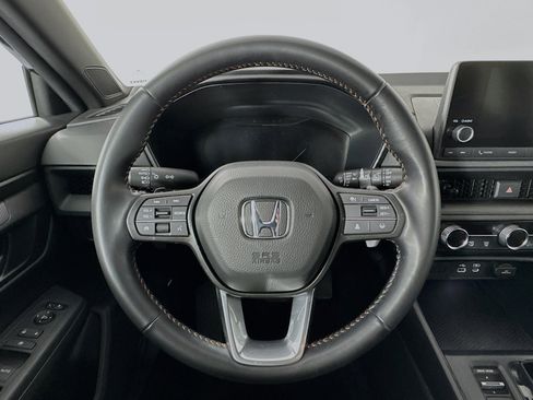 Certified 2025 Honda CR-V Sport image 11