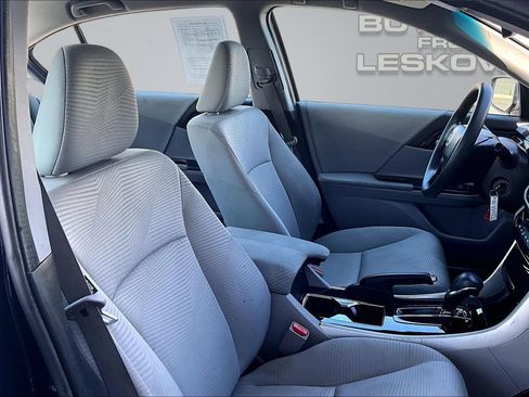 Used 2017 Honda Accord LX image 7