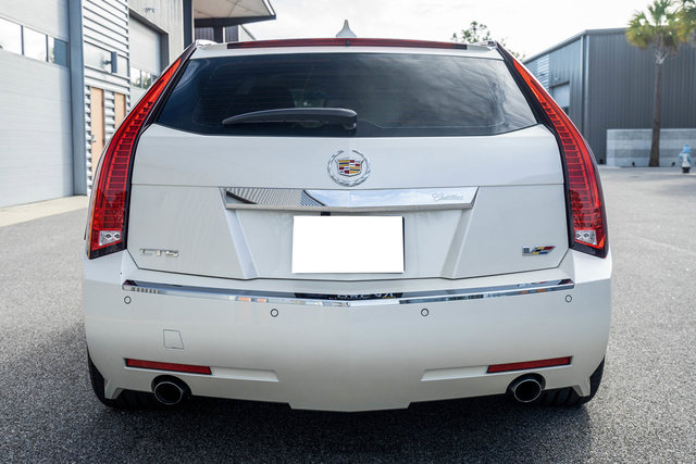 Used 2011 Cadillac CTS V RWD image 6