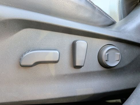 Used 2020 Subaru Forester Limited image 26