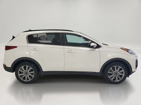 Used 2021 Kia Sportage S w/ S AWD Premium Package image 3