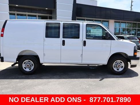 New 2026 GMC Savana 2500 w/ Driver Convenience Package RWD image 10