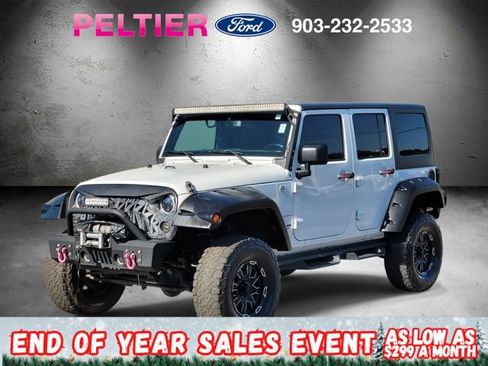 Used 2015 Jeep Wrangler Unlimited Rubicon w/ Connectivity Group image 3