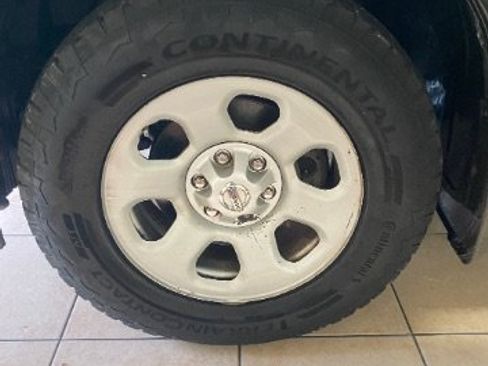 Used 2018 Nissan Titan S w/ S Utility Package RWD image 25