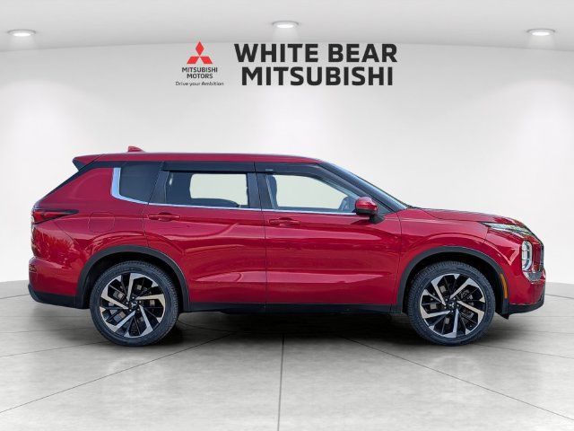 Used 2022 Mitsubishi Outlander ES AWD/4WD image 6