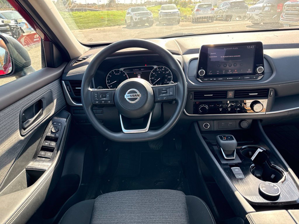 Used 2021 Nissan Rogue S AWD/4WD image 13