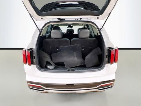 Certified 2022 Kia Sorento S w/ Panoramic Sunroof Package image 27