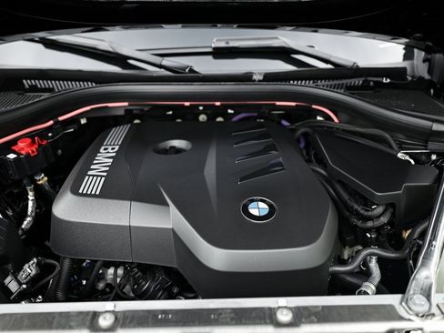 Used 2025 BMW X3 xDrive30i w/ Premium Package image 29