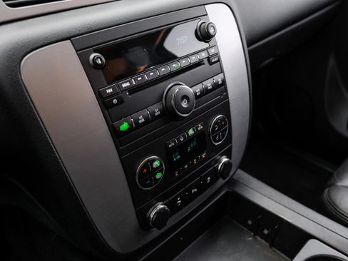 Used 2014 GMC Yukon XL SLT w/ Texas Edition RWD image 31