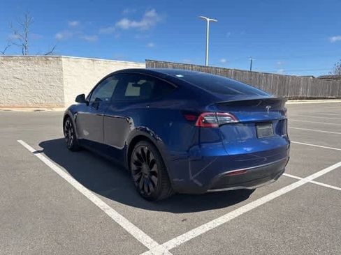 Used 2022 Tesla Model Y Performance image 3
