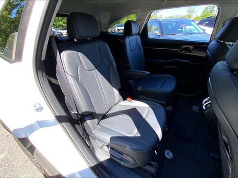 Used 2023 Kia Sorento EX AWD/4WD image 30