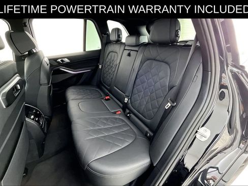 Used 2025 BMW X5 xDrive40i w/ M Sport Package AWD/4WD image 35