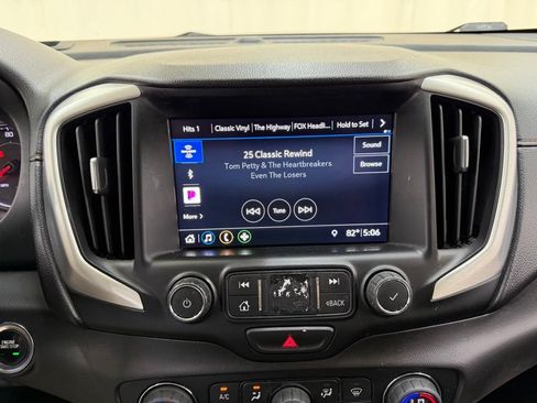Used 2021 GMC Terrain SLT FWD image 24