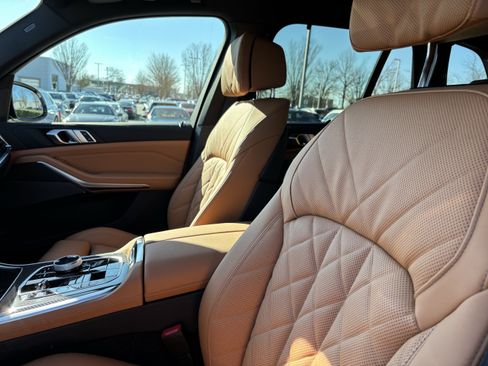 New 2026 BMW X5 M60i w/ Executive Package AWD/4WD image 16