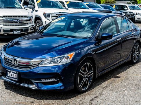 Used 2016 Honda Accord Sport image 4