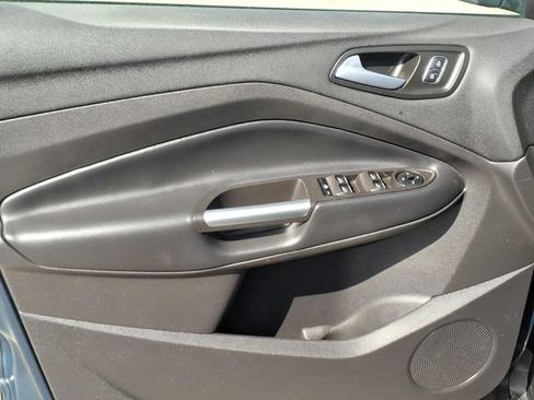 Used 2019 Ford Escape SE AWD/4WD image 9