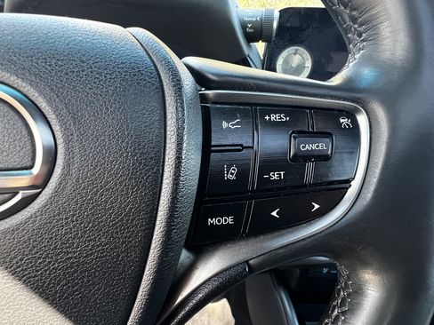 Certified 2023 Lexus ES 350 350 w/ Premium Package image 19