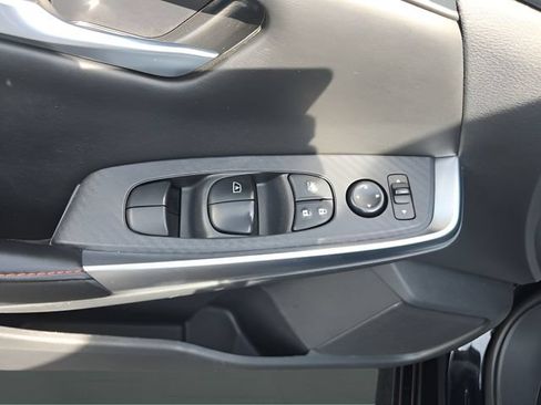 Certified 2025 Nissan Sentra SR w/ Midnight Edition FWD image 10