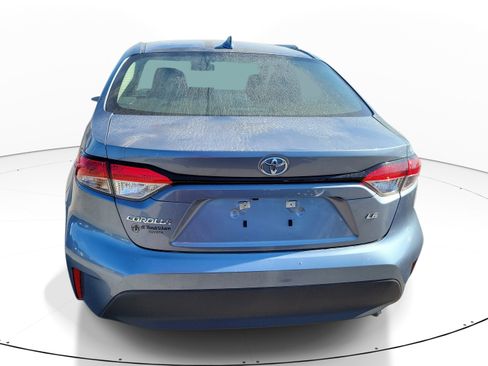 Used 2024 Toyota Corolla LE FWD image 5
