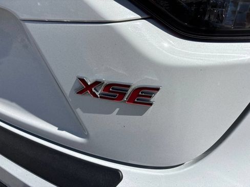 Used 2024 Toyota Corolla XSE FWD image 4