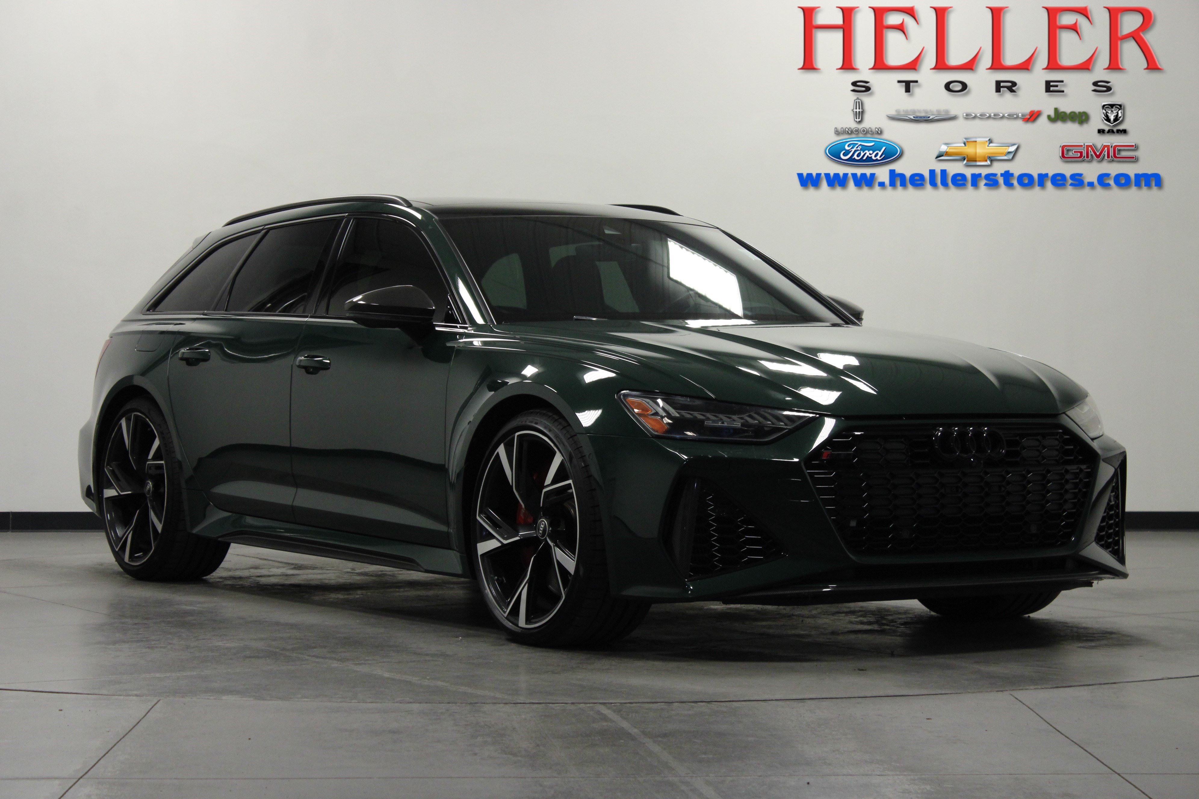 Used 2023 Audi RS 6 AWD/4WD image 1